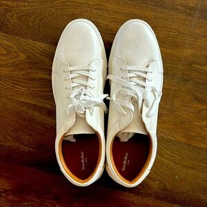 Men’s sneakers size 13 *new without tags